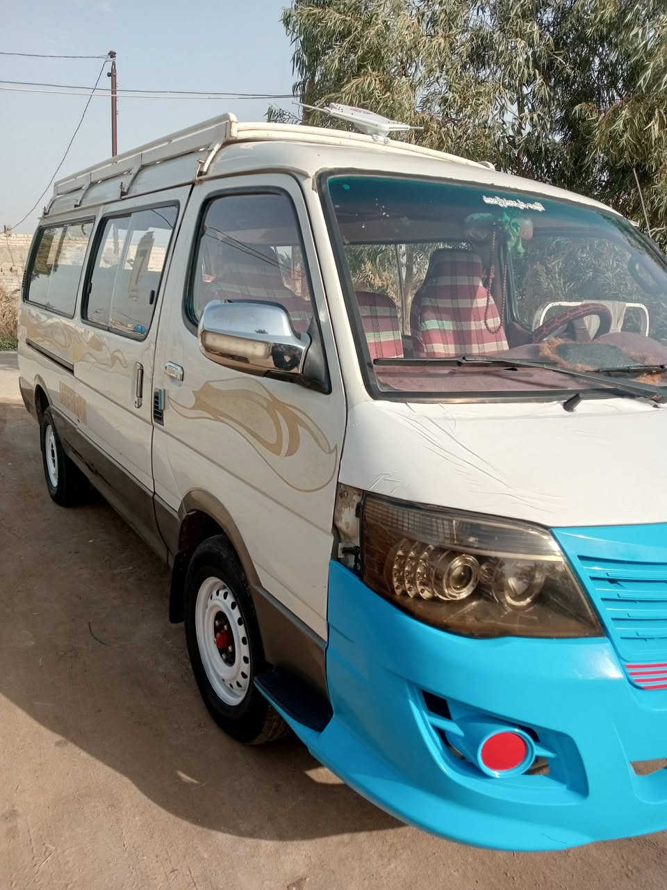 فتون الوان موديل 15 موصليه  سنويه عظم عاج السياره على البلاد
السعر 43 المكان الناصريه 

***********
