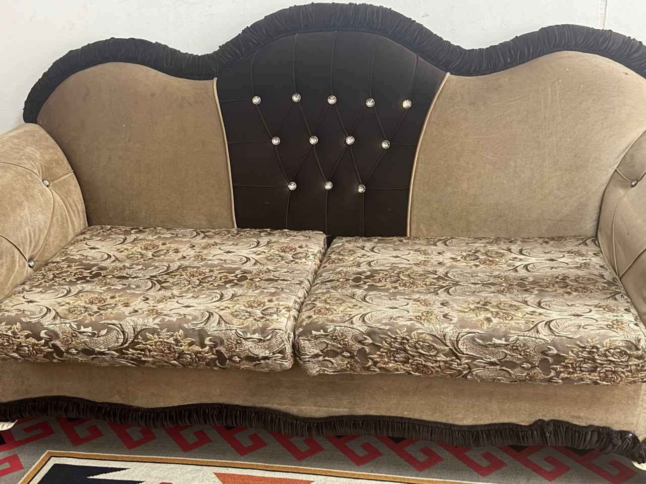 تخم عشر مقاعد للبيع قيم واخذه


**إذا كنت صاحب هذا الإعلان وتريد حذفه لأي سبب، رجاءا أرسل رسالة إلى الدعم الفني**