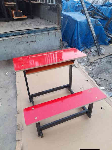 توفر جميع احتياجات المدارس والمعهد والجامعات بافضل الاسعار الممكنه جمله فقط 🔥
جميع الالوان والقياسات والاشكال 
شغل عراقي درجه اولى 
💥جمله فقط💥 
للتواصل والاستفسار على الصفحه او الهاتف والواتساب ***********
