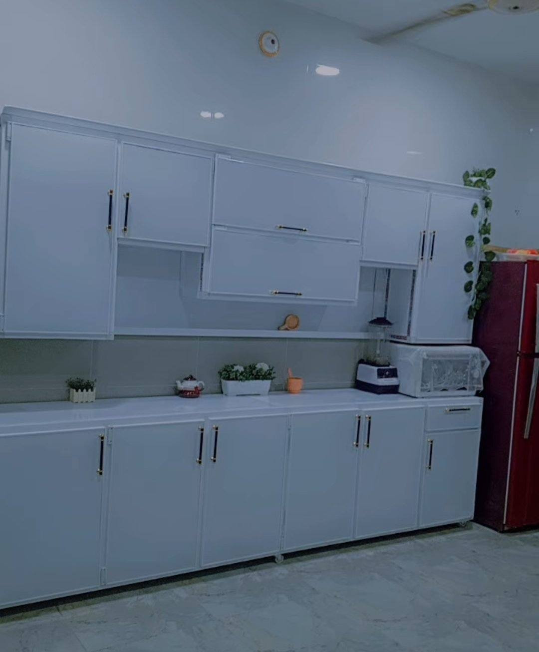 غرفه نوم للبيع كلش نضيفه تسكام 800بيها مجال كونتر المنيوم نضافه 500بي مجال شراي خاص


**إذا كنت صاحب هذا الإعلان وتريد حذفه لأي سبب، رجاءا أرسل رسالة إلى الدعم الفني**