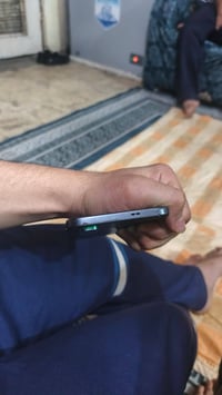 وبركاته  انفنكس هوت 60 برو ذاكرة 256 بعده بالضمان بس كارتون وياه بي كم...