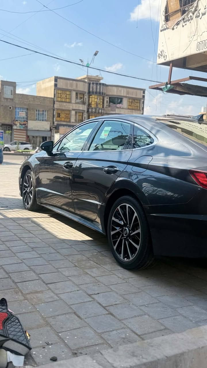 سلام عليكم سوناتا للبيع البكان بغداد السعر ١٤٠ بيها ٣ قطع ومراوس ترهم


**إذا كنت صاحب هذا الإعلان وتريد حذفه لأي سبب، رجاءا أرسل رسالة إلى الدعم الفني**