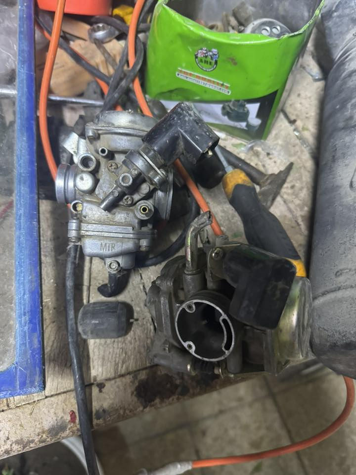 غراض ماكس عدله صالنه هيه ولواقيهكابريترات اصليه حاضن جوه ولوفك وصفاحيات***********
