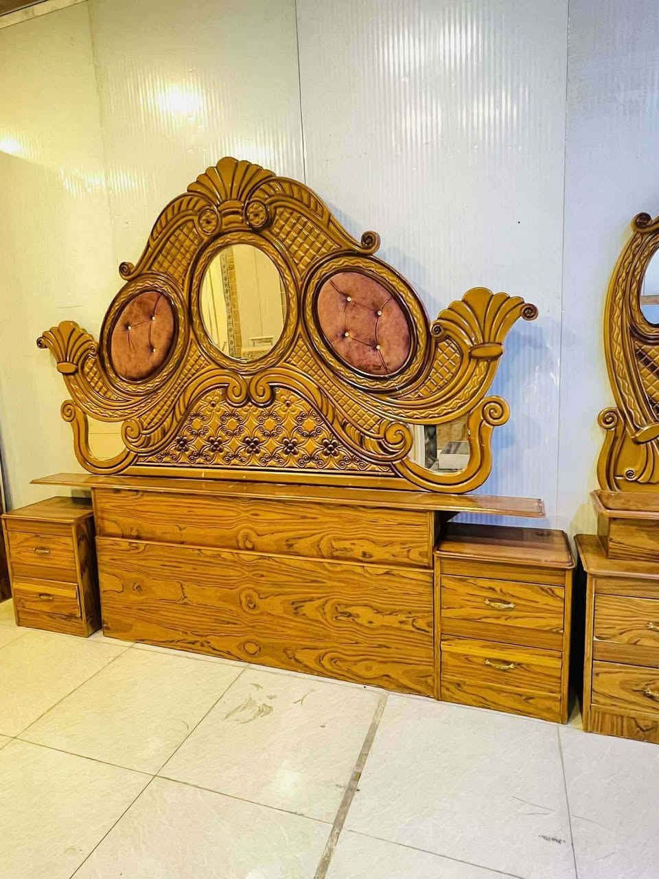 غرفه نظيفه  كلش ٧٠٠ وبيه مجال  مكانهه الشعب سبب البيع ضخمه مكفه المكان مستعجلين عالبيع


**إذا كنت صاحب هذا الإعلان وتريد حذفه لأي سبب، رجاءا أرسل رسالة إلى الدعم الفني**