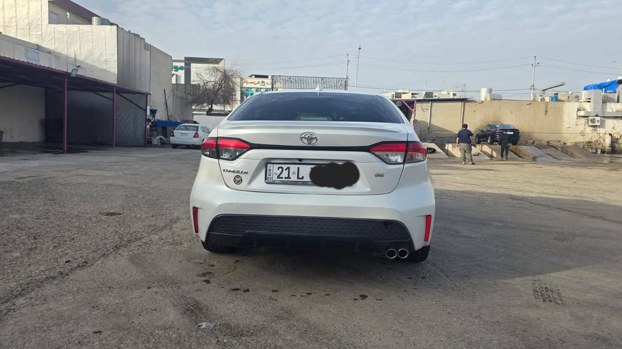 Toyota corrola 2022 se           بۆفرۆشتن 
تەنها یەک چامڵخی لای دواوەی سبوخە بێ ناو گرتن

پشت پێشی کەپسە 

ئێڕباگی نەتەقیوە

گێڕ و مەکینەشی بەشەرت
ڕەقەمی ساحێبی

0750 197 0781

0770 146 8668
