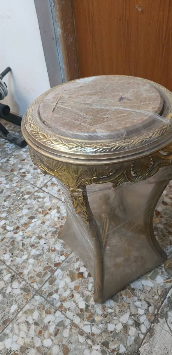 زوجين طبلات من خشب زان مصري شغل مصري دمياطي اثنين دائريات جديده غير مستخدمات ارتفاع ٨٠ والمربعات وجه مرمر ايضا ارتغاع ٧٠ تقريبا


**إذا كنت صاحب هذا الإعلان وتريد حذفه لأي سبب، رجاءا أرسل رسالة إلى الدعم الفني**