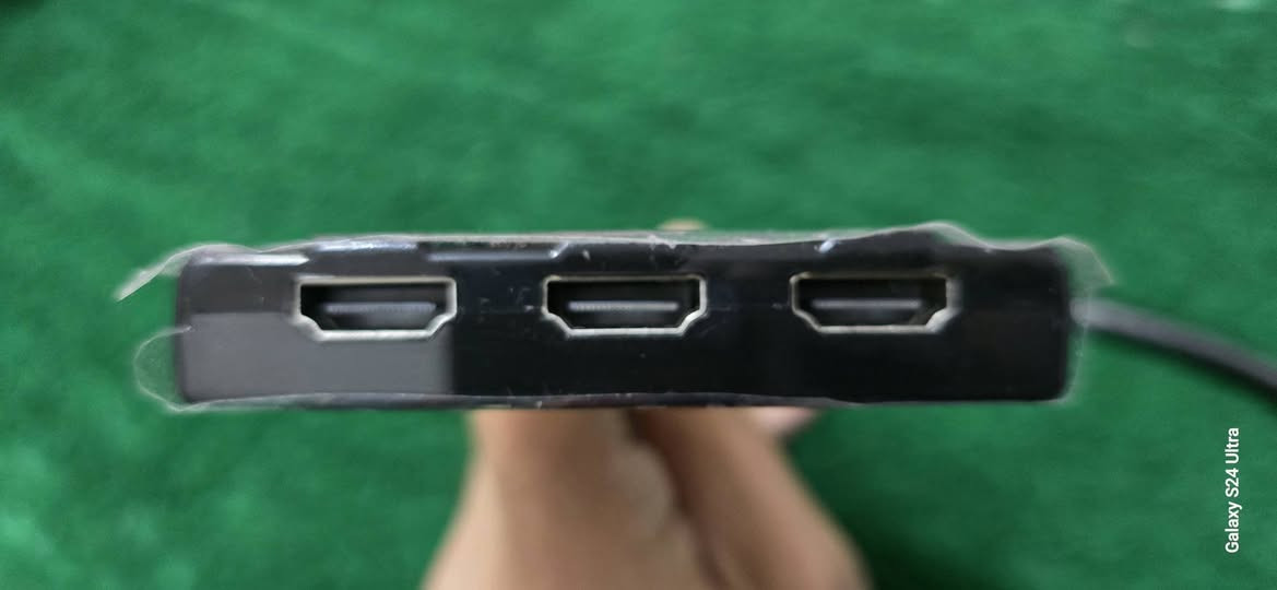 سلام عليكم
موزع hdmi 4k
جديد غير مستعمل
سعر ١٥ الف مع التوصيل


**إذا كنت صاحب هذا الإعلان وتريد حذفه لأي سبب، رجاءا أرسل رسالة إلى الدعم الفني**