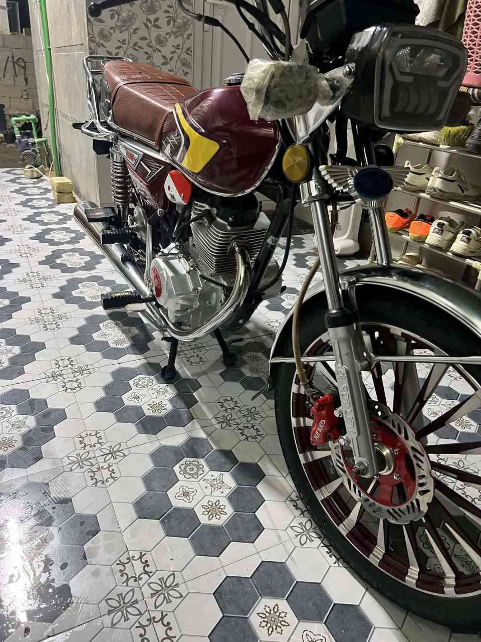 سفان لل بيع موديل ٢٠٢٤ مكاني عزيزيه دراجه جديده تواجد.فيس


**إذا كنت صاحب هذا الإعلان وتريد حذفه لأي سبب، رجاءا أرسل رسالة إلى الدعم الفني**