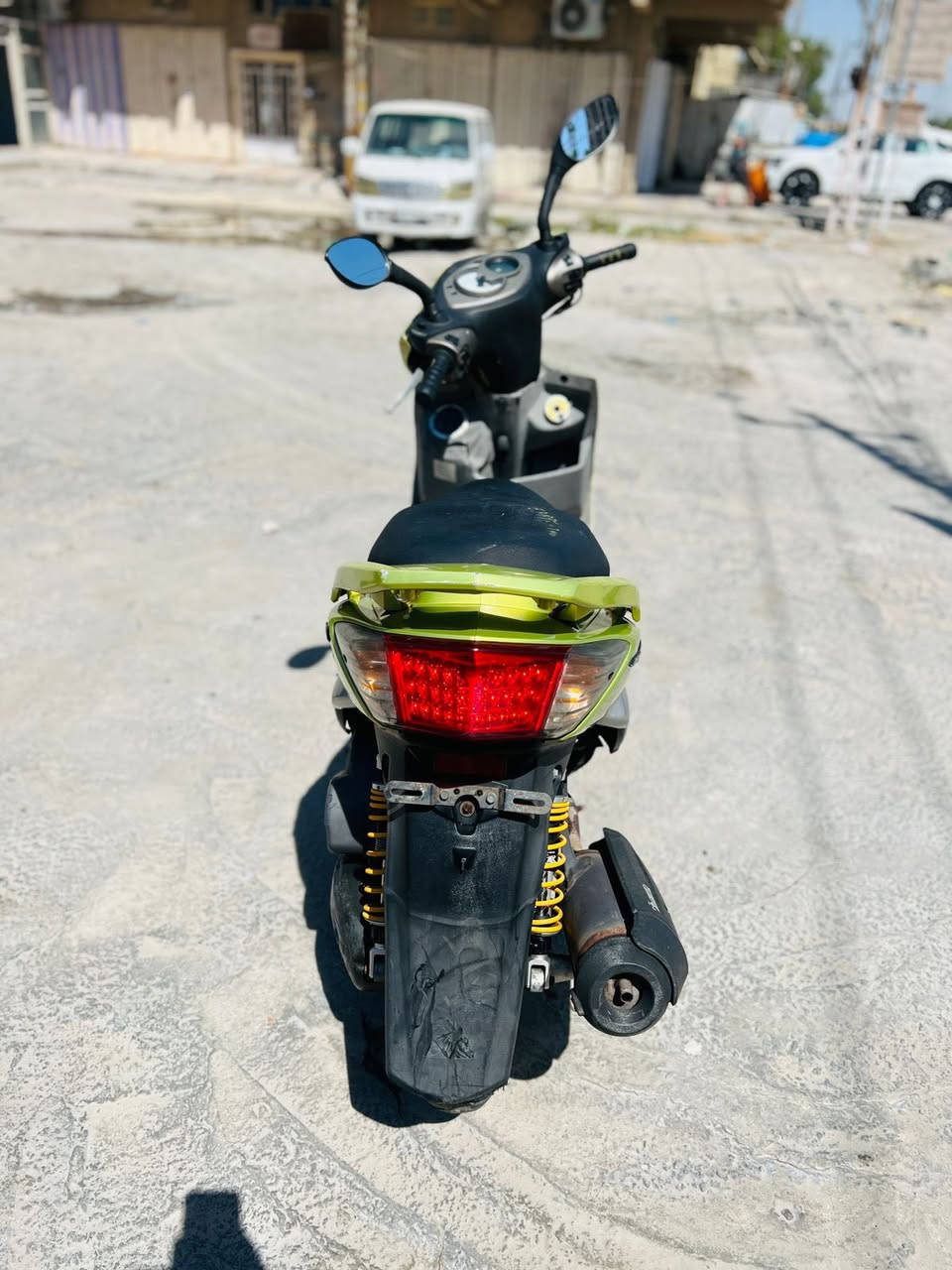 دراجه سكنس  فحل كوري دراجه رمبه مصالي هواي من منزله. اي نقص ما بيه  كامل من  كلشي  الدراجه اي شي مملعوب بيهة  شلعه ومعدل  راجه قويه. 
 السعر 850 وبيه مجال 
العنوان بغداد  البياع تقاطع درويش 
  متواجد على الرقم ***********
