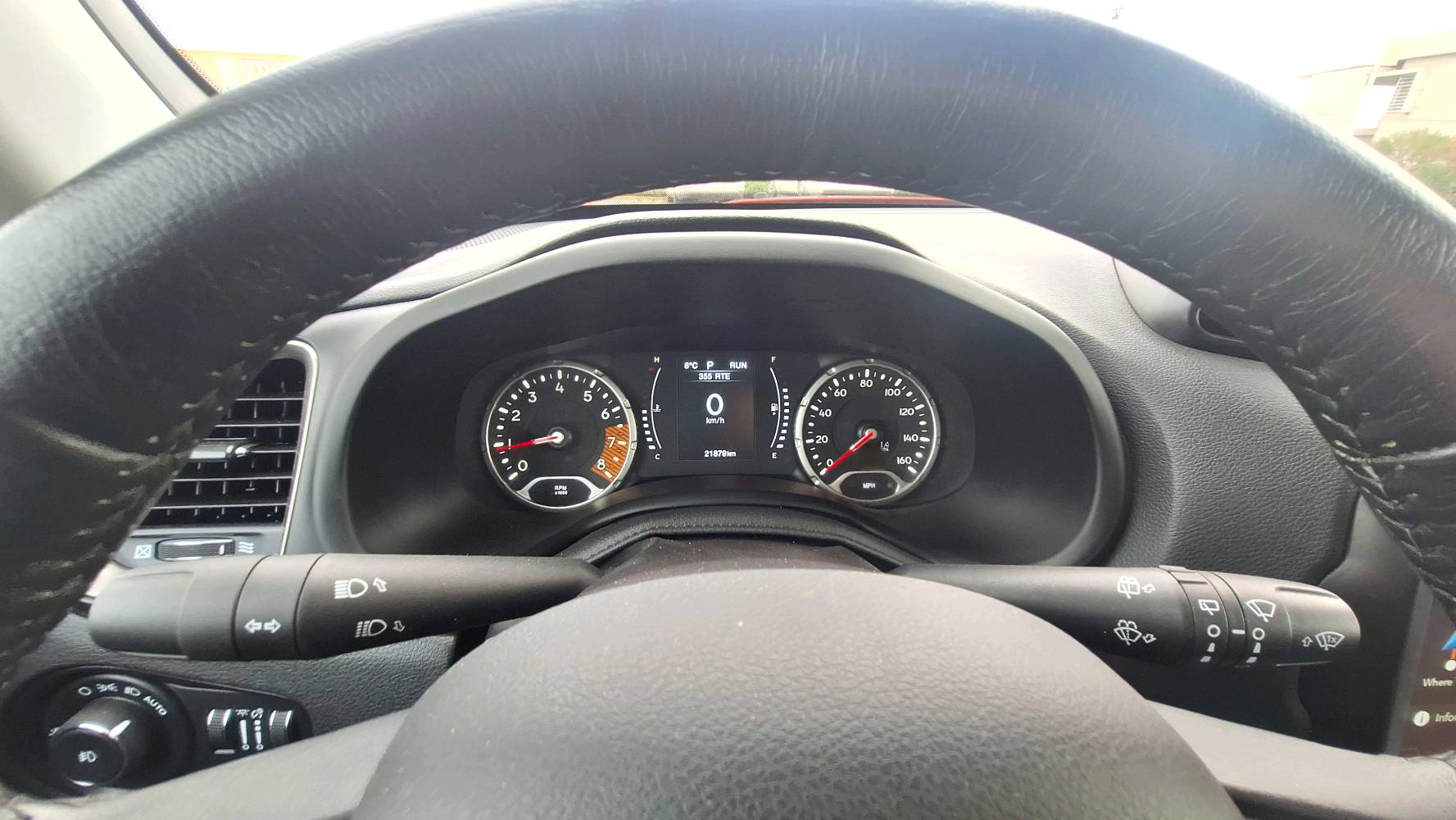 جيب رينيگید ٢٠٢٣
بصمة ، شاشه كبیرة،  كاميرا دوارة،  رادارات امامية و نقاط عمياء،  كشن كهربائي و هیتر،  ستیرن هیتر، فور ويل  ، بصمتين، ...
بيها بابين طرف اليمين مبدلات بلادي . امام و خلف السیارة كبس بدون حادث 
ايرباك بردة واحد فقط ومصلح ومسستم بلادي. 
ماشیة ١٤٠٠٠ فقط
مكینة ٤سلندر ١٣٠٠توربو
مكان السيارة اربيل 
السعر  156ورقة
مرقم اربيل جديد 

موبایل،  واتساب،  فايبر 
***********

XXXXXXXXX'XXXXXXXX

جێب رینیگەید ٢٠٢٤

بصمة،  شاشة  گەورە،  کامیرای خولاو،  دەبل ئەکسل،  راداری پێش و تەنیشتەکان،  ....
٢ دەرگای لای سەکن بلاد گۆراینە و پێش و پشتی کەپسە. 
١٤٠٠٠ رۆیشتیە 

نرخ  156 ورقە 
رقم اربیل

موبایل،  واتساب،  فايبر 
***********