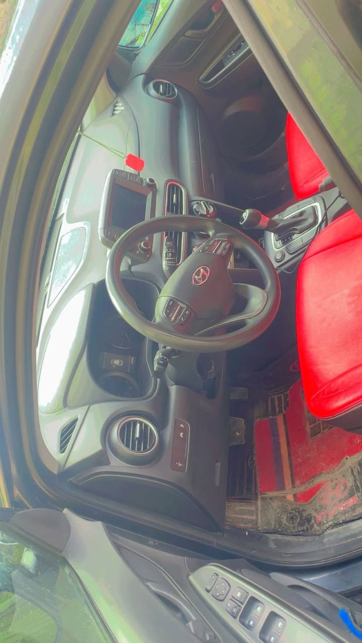 هونداي كونا موديل 21 🩵مكينه 1800🦋ماشيه 72 الف رقم أربيل للبيع
‭0773 516 3755‬
