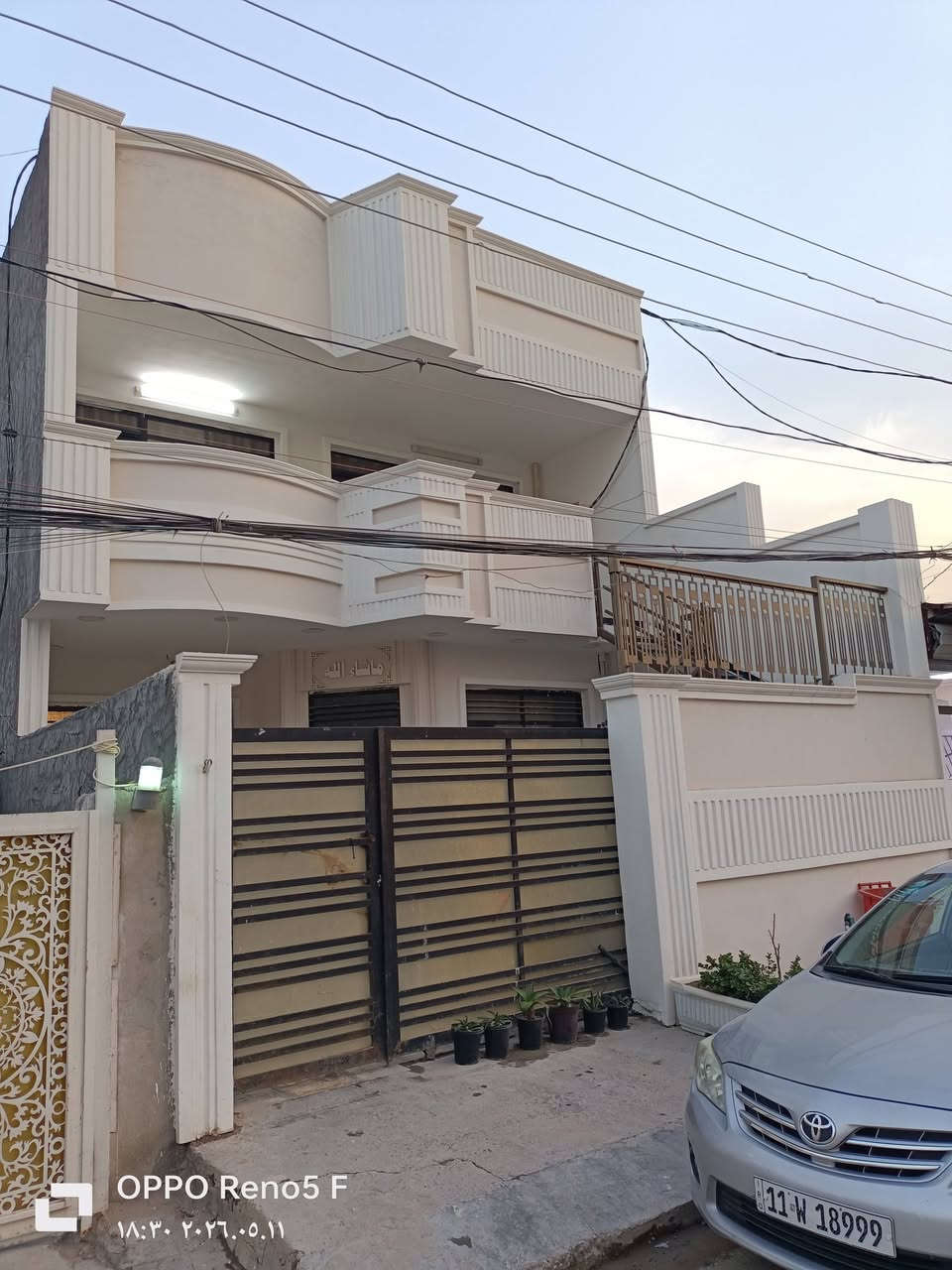 ***********
***********

بيت للبيع زراعي سند 25 المكاسب النصر الاولى الفرع الثالث مال العماره على التبليط قرب اسواق ايمن المساحه 187ونص واجهه 7.5 ونزال 25  تريده كامل تريده وحدتين سكنيه مفصول ماء وكهرباء ودرج خارجي وداخلي يتكون من 4 غرف نوم وحولي كبير واستقبال كبير وصحيات عدد 3 وسطحين وترك عدد 2 البيت كامل السعر تفضل خاص وتدلل
