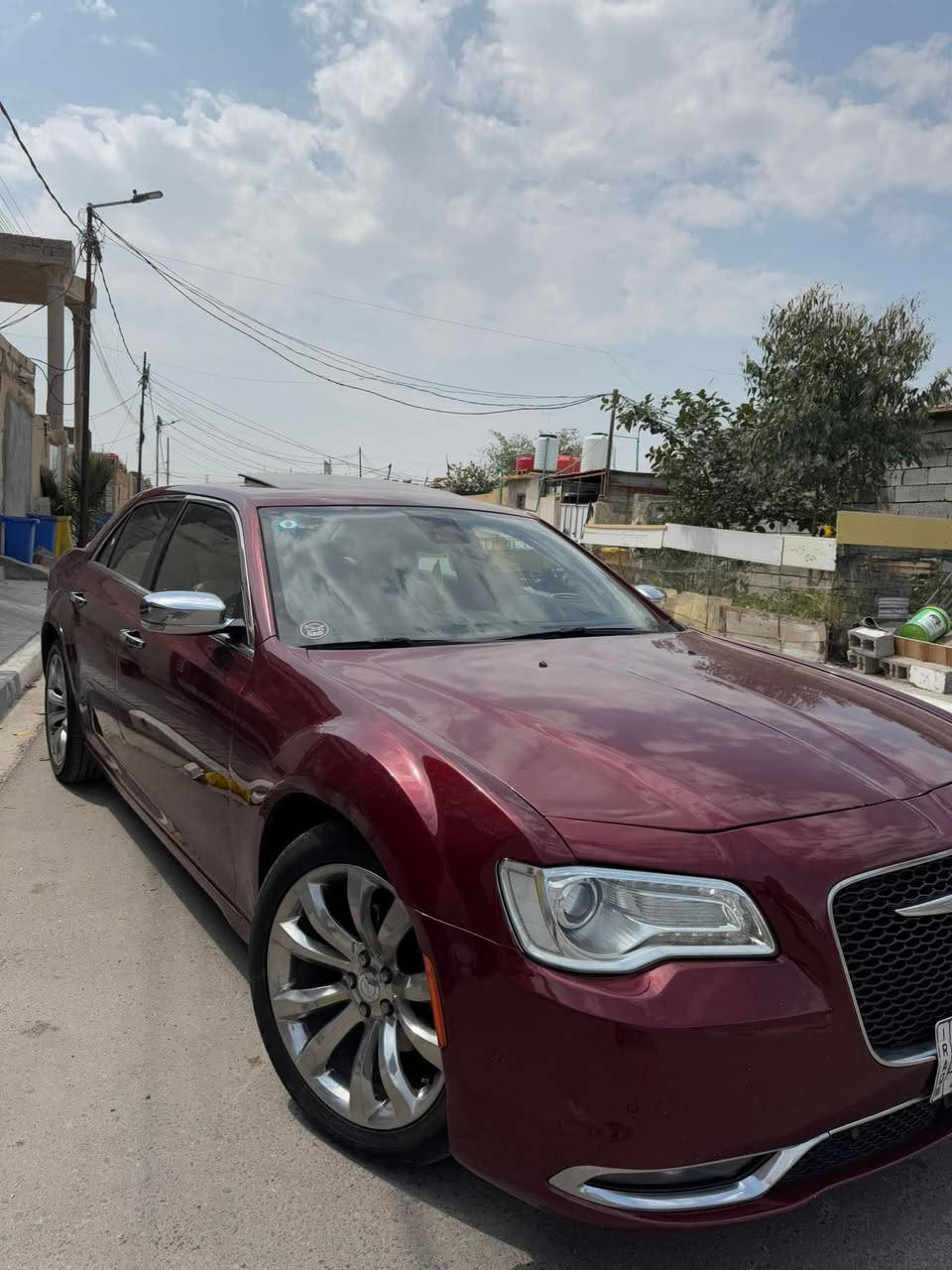 السلام عليكم وين الي دوّر فخامه اوباما مديل ١٧ اصل رقم بصره سياره فوووللاخر ( رادار ) لون مميز كرز وارد أمريكي بيه جاملق وبنيد بدون ايرباك جاهزه من كلشي كير ومكينه جدد تويل سعر ٢٢٥ بيه مجال العنوان بصره ابي الخصيب ***********
