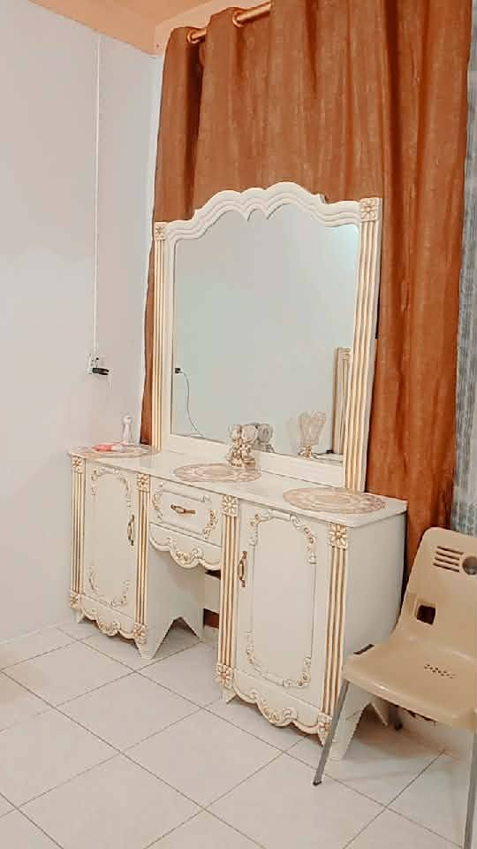 غرفه للبيع جديدة سعر خاص
اي ضرار مابيه


**إذا كنت صاحب هذا الإعلان وتريد حذفه لأي سبب، رجاءا أرسل رسالة إلى الدعم الفني**