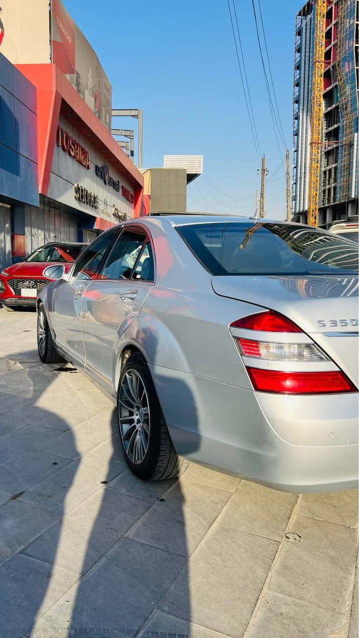 مارسدس s350 بيع او مراوس 
6سلندر سيارة جاهزة عليها صيانه كامله كل قطع مكينه و الصدر و جكات كل شي جاهز 
فتحة سقف 
كشن جلد تدفئ +تبريد+مساج 
شاشه قلاب 
دشبول دجتل 
موس +تلفون 
تبريد مركزي ( امامي و خلفي و على شاشه و تكم )
هاند بريك كهرباء 
زراكات لايت 
حساسات امامي و خلفي 
بردة خلفية كهرباء 
ثلاجة 
5ابواب شفط 
جام كهرباء وقلاب 
تحكم ستيرن 
بلوتوث 
مثبت سرعة + تحديد سرعة 
كشن كهرباء و حفظ وضعيات 
اتو هولد 
لد داخلي 
حساس امطار 
جكات تصعد و تنزل 
لايت اتوماتيك نقاط عمياء 
رقم اربيل شرط تحويل كلير الوارد نصف جاملغات خلفيه من تحت قبق بانزين لا حادث ولا ايرباك 
*********** بغداد, العراق
