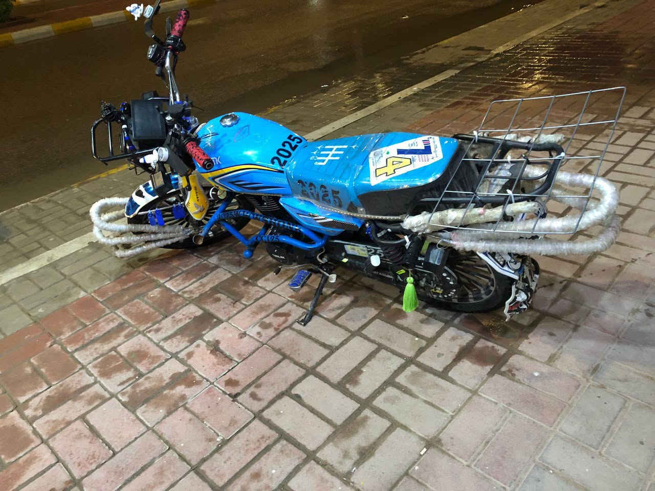 السلام عليكم ايران للبيع 2025 
محرك 200 *********** ***********
