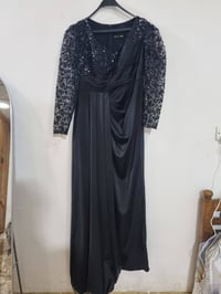 فساتين مناسبات • مستعمله • قياس ٤٨