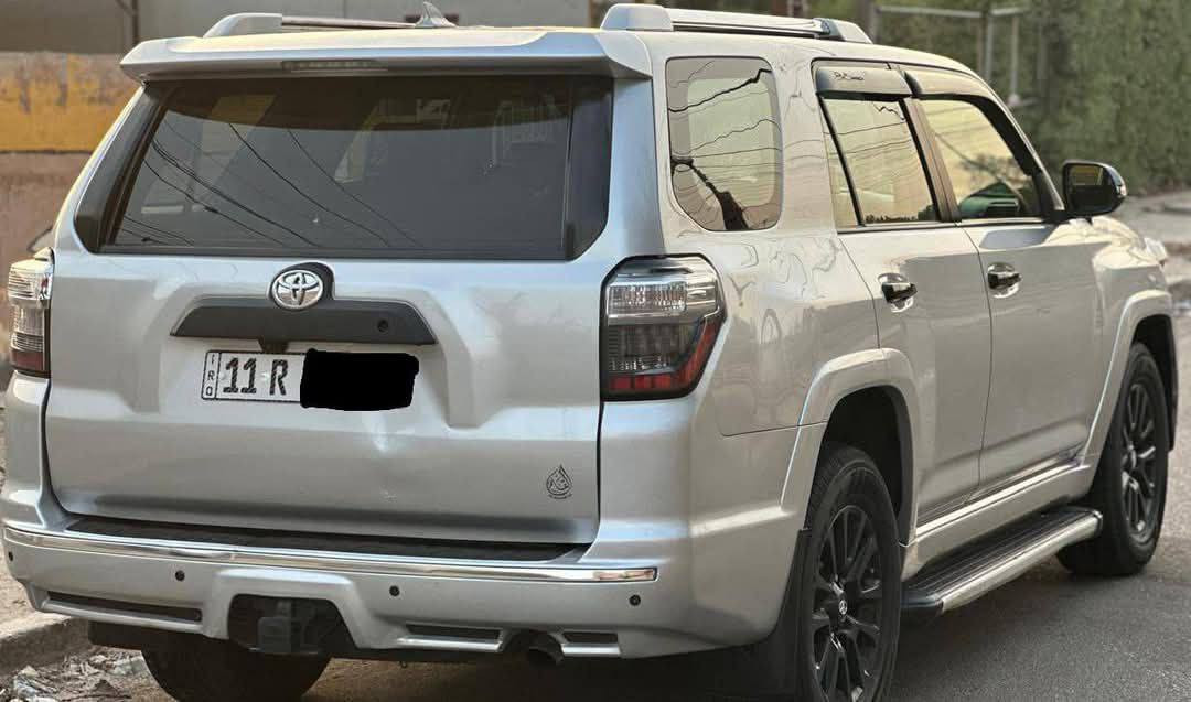 فورنر موديل ٢٠١٢ محرك 6 سلندر  4000cc رقم بغداد بإسمي لمتد كلين تايتل عدا طخة بسيطة يم الرقم بالصندوق كشنات كهرباء فتحة سقف اشاير بالمري كشنات كهرباء تحكمات بالستيرن شاشه كامرا خلفية سبعة راكب نظيفة جدا تجي تشوف بعينك خاص ما اجاوب استفسار ع الرقم *********** سنويه 2030 هزه جديده مكان السيارة ديالى بعقوبة سعر ٢٣٠
