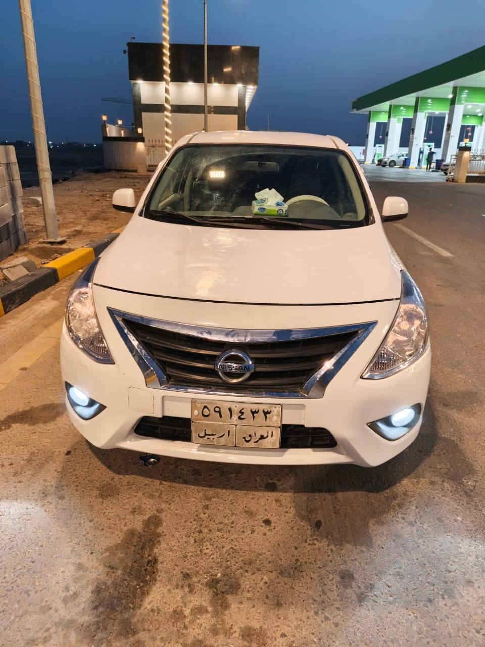 نيسان سني
٢٠٢٠ 
بنيدر مبدل وجاملغ بدل 
تبريد شغال 
مكينه  كير كفاله
عنوان بصره 
سعر ٩٠ وبيه مجال 
***********
***********
