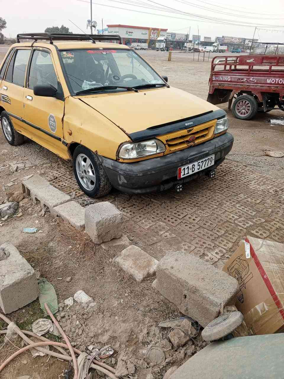 سلام عليكم سياره سايبه للبيع موديل 12 مصفره هيه وقرامات سعر 25 وبيهه مجال مكان تغاطع النهروان رقم الهاتف ***********
