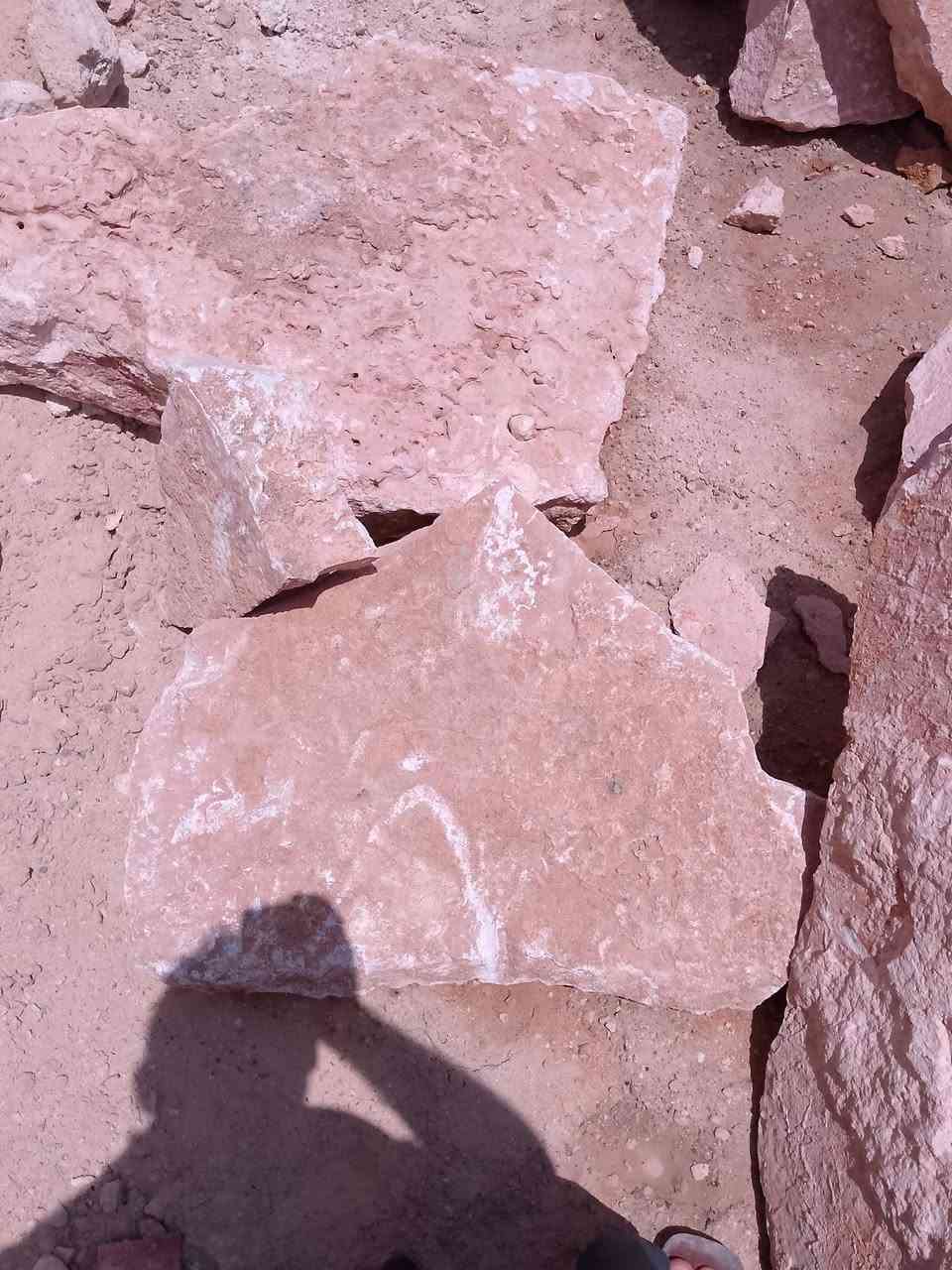 توفر حجر تكين ناخذ كرسته وعمل جميع محافظات رقم ***********
