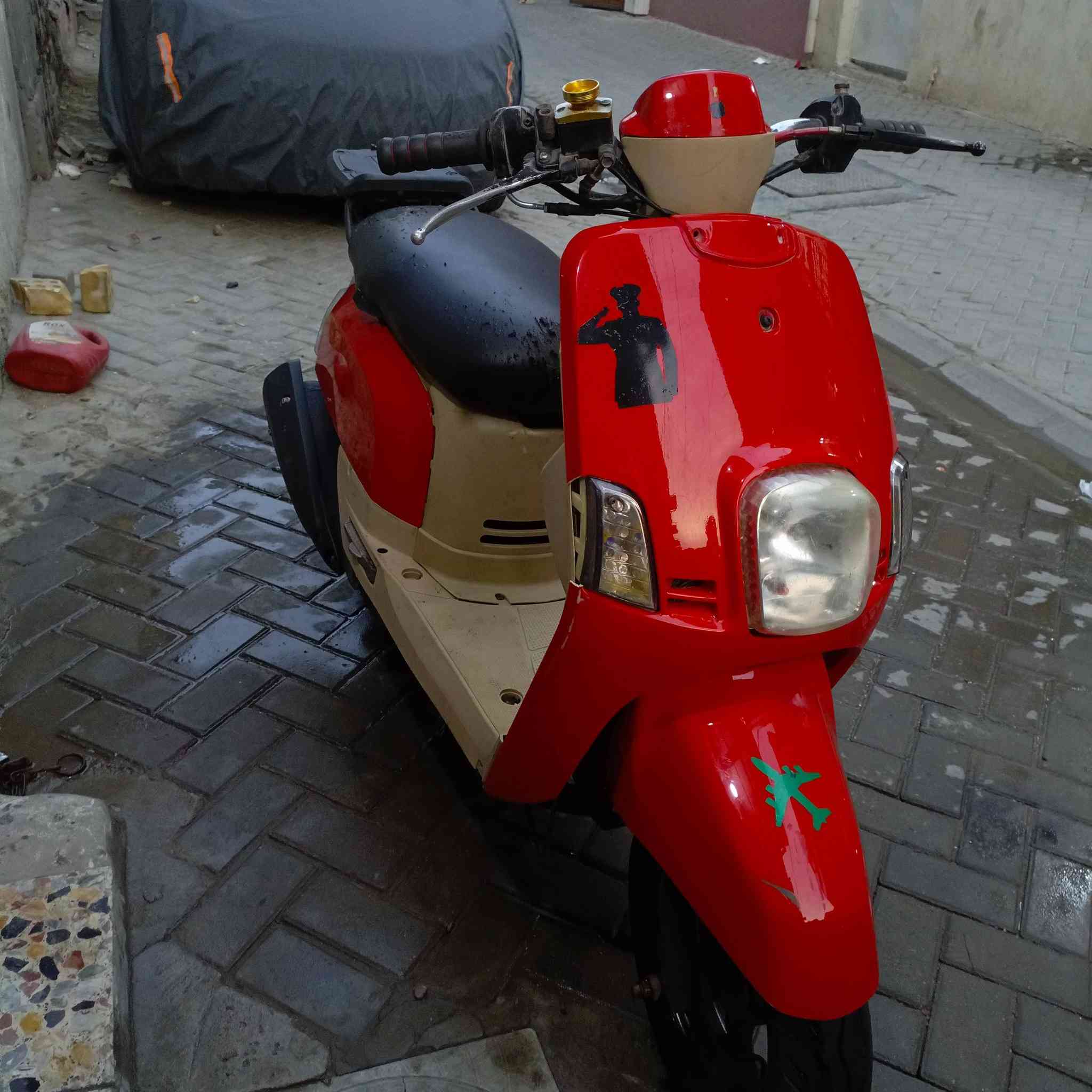 للبيع ماكس بوليس دراجه حلوه السعر ٤٠٠ وبيه مجال شغاله سلف وهندر


**إذا كنت صاحب هذا الإعلان وتريد حذفه لأي سبب، رجاءا أرسل رسالة إلى الدعم الفني**