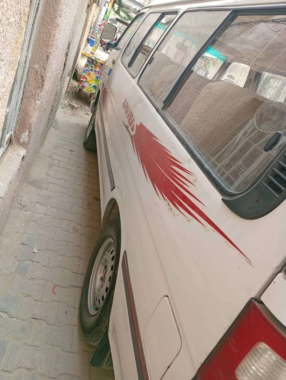 سلام عليكم فتون Fالبيع موديل 14 رقم بغداد نكليزي مصفره هيئه وغرمات سياره مكفول كهربايات كله شغاله تبريد شغال السعر 75 وبي مجال قليل رقم الهاتف ***********
