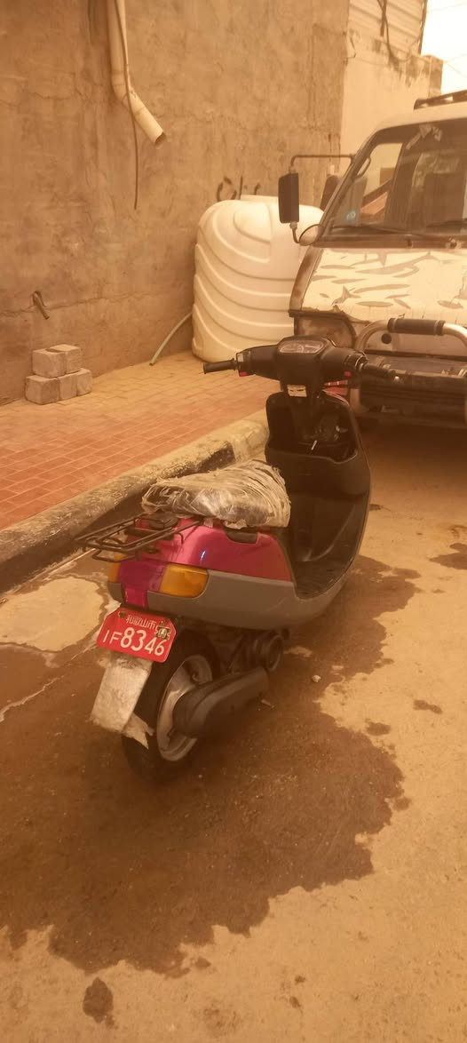 السلام عليكم دراجه بطه للبيع جديده دراجه على وضع البلاد ما ملعوب بيها ولا ملعوب برغي واحدابد دراجه كل كهربائيات شغاله ولا مفتوحه مكينتها ابد ما ملعوب بيها الدراجه مكانها بالشاير السعر مالتها ب 400 وبيها مجال والهاب يشتري هذا رقمي***********
