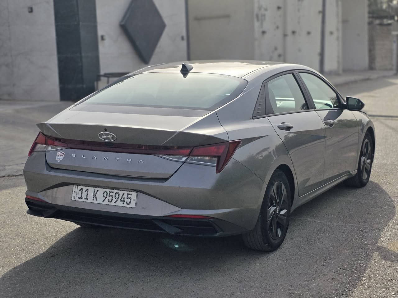 السلام عليكم
هيونداي النترا 2023 للبيع فقط
بانزين
رقم بغداد الجديد تحويل مباشر
ماشية 37
الحادث موضح بالصور فقط (بنيد) تبديل بدون شاصي ايرباك ستيرن
فئة سيارة sel
المواصفات
بصمة + تشغيل
ويل كب 
شاشة ابل كار بلي + كامرة
فول تحكم ستيرن + قيادة ذاتية
رادارات + تحديد مسار + توقف ذاتي امامي خلفي

للاستفسار
***********
