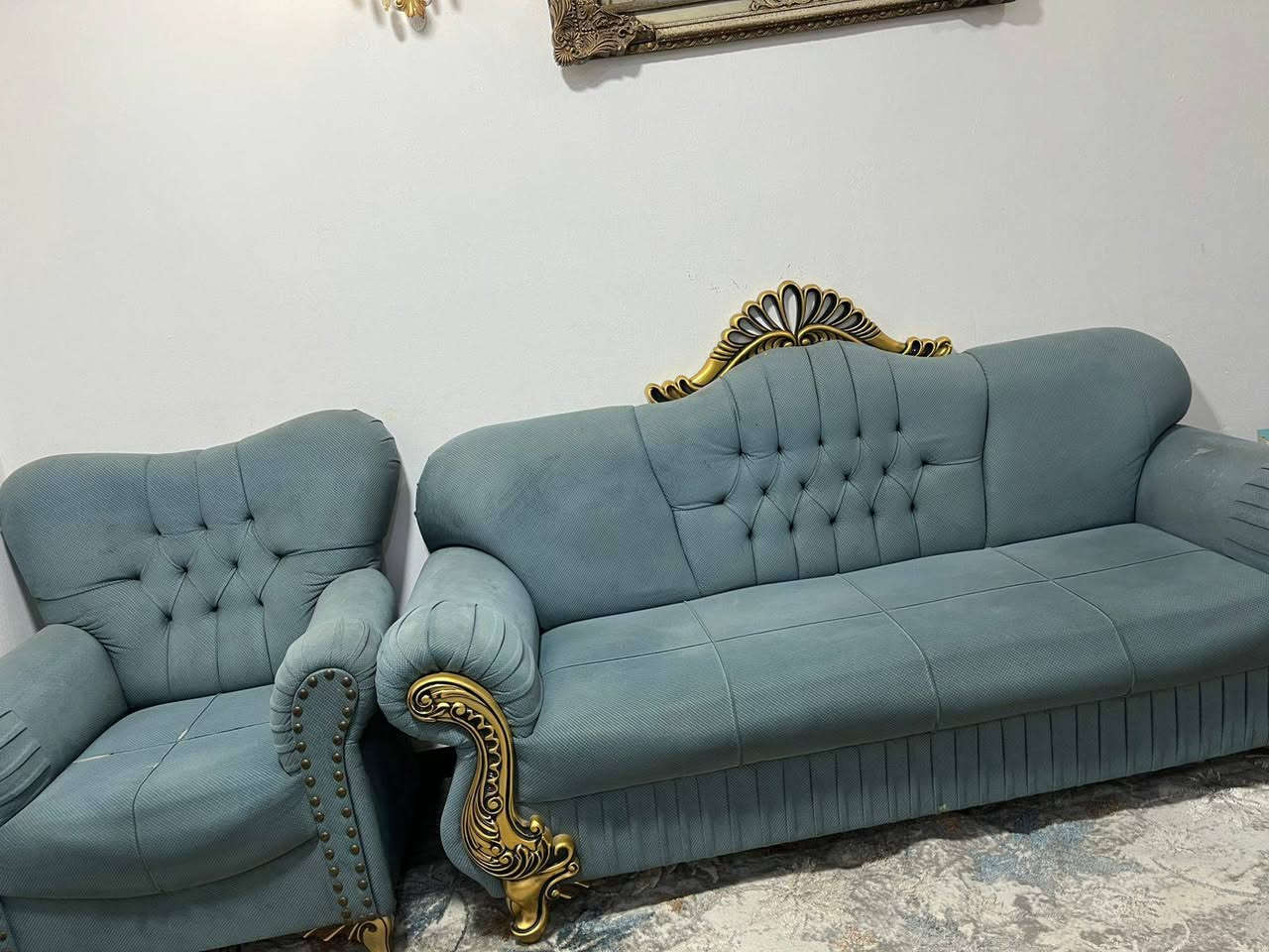 السلام عليكم 
عندي تخم للبيع مستعمل (نظيف) في منطقه القاهره جامع النداء 
تخم ساده 450
وتخم مشجر 350
وبيهن مجال 
للاستفسار الاتصال على الرقم ***********
