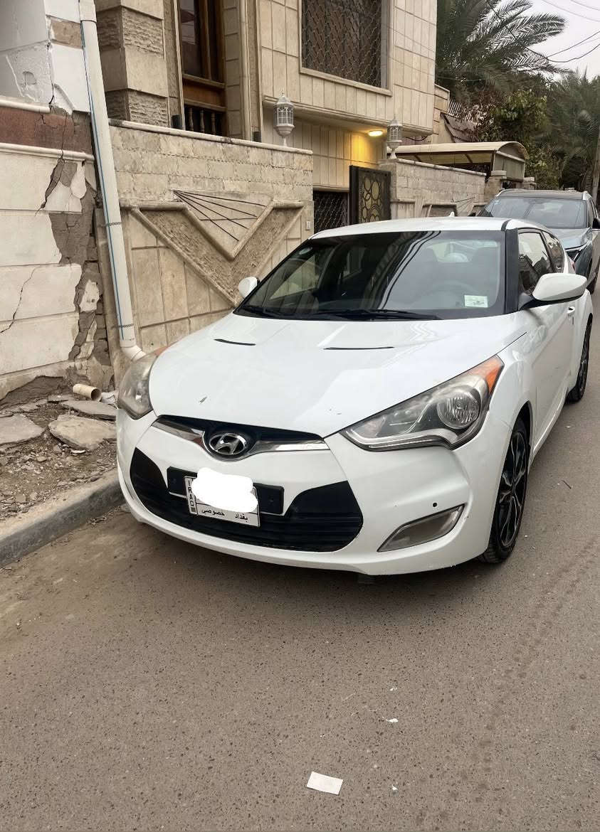 هيونداي فولستر
2015 وارد امريكي ضربتها شوية من الجنطة والجاملغ الخلفي بدون ايرباك مكينة 1600gdi مامفتوحه بعدها بحاله الوكالة 

كير دبل كلج مبدل عينه 

تحكمات استيرن شفتات تغير النمرة 

كامره خلفيه 

تبريد ثلج 

صدر امامي خلفي جديد 

تايرات جدد
ماشية 84  

السياره مناقصها شي خير من الله معمره على ايدي من امريكا لحد هسه

السعر 82$ .
***********
