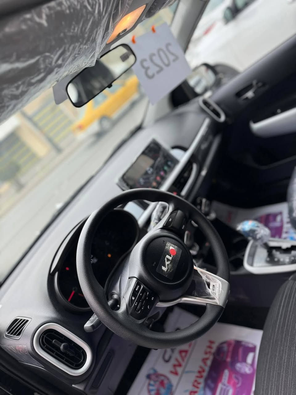 سلام عليكم ....... للبيع او مراوس بيكانتو 
كيا بيكانتو 2023 زيرو ماشيه فقط ٦٠٠
رقمها اربيل مكانها بغداد للاتصال 
***********
***********
