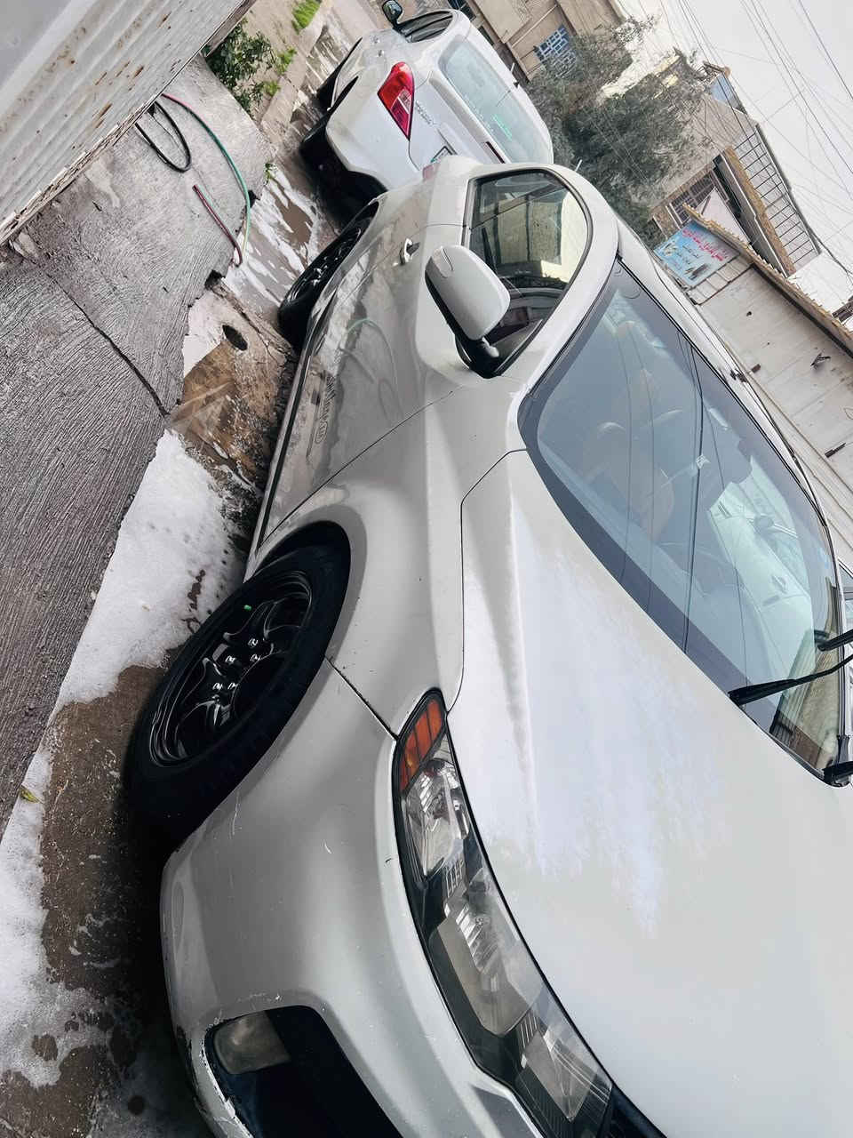 يا الله السلام عليكم
فورتي كوبيه  2010  فول مواصفات عدة البصمة وارد امريكي حادثها جاملغ خلف السائق مكينة 2400 دوش كير ومكينة بحالة جيدة جداً صدر جديد تخم تاير جديد تدفئة تبريد كلة شغال وبحالة جيدة جداً بيها جراد البنيد والصندوك السيارة باسمي الرقم الانكليزي الجديد السعر 78 وبيها مجال رقمي *********** مكاني بغداد الزعفرانية
