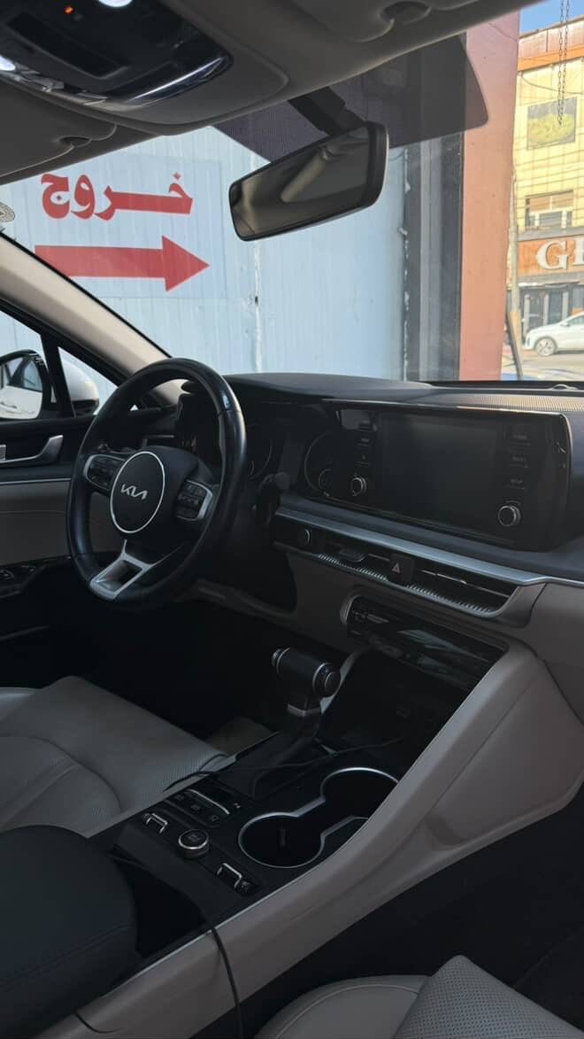 K5 خليجي 2023
وكالة NIM
ماشيه 42 الف كيلو
دخول بصمة
بانوراما 
كشنات تدفئة 
كشن السائق كهربائي 
اوتو هولد
ترحيب عند الاقتراب من السيارة 
5 وضعيات قيادة
سونار مرفق بالمنشور
معروضة 220 وبية مجال بسيط
عنوان بغداد الجديده او كراده
***********
