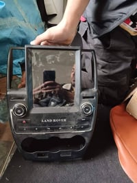 شاشة • لاند روفر • ٢٠٠٦-٢٠١٥