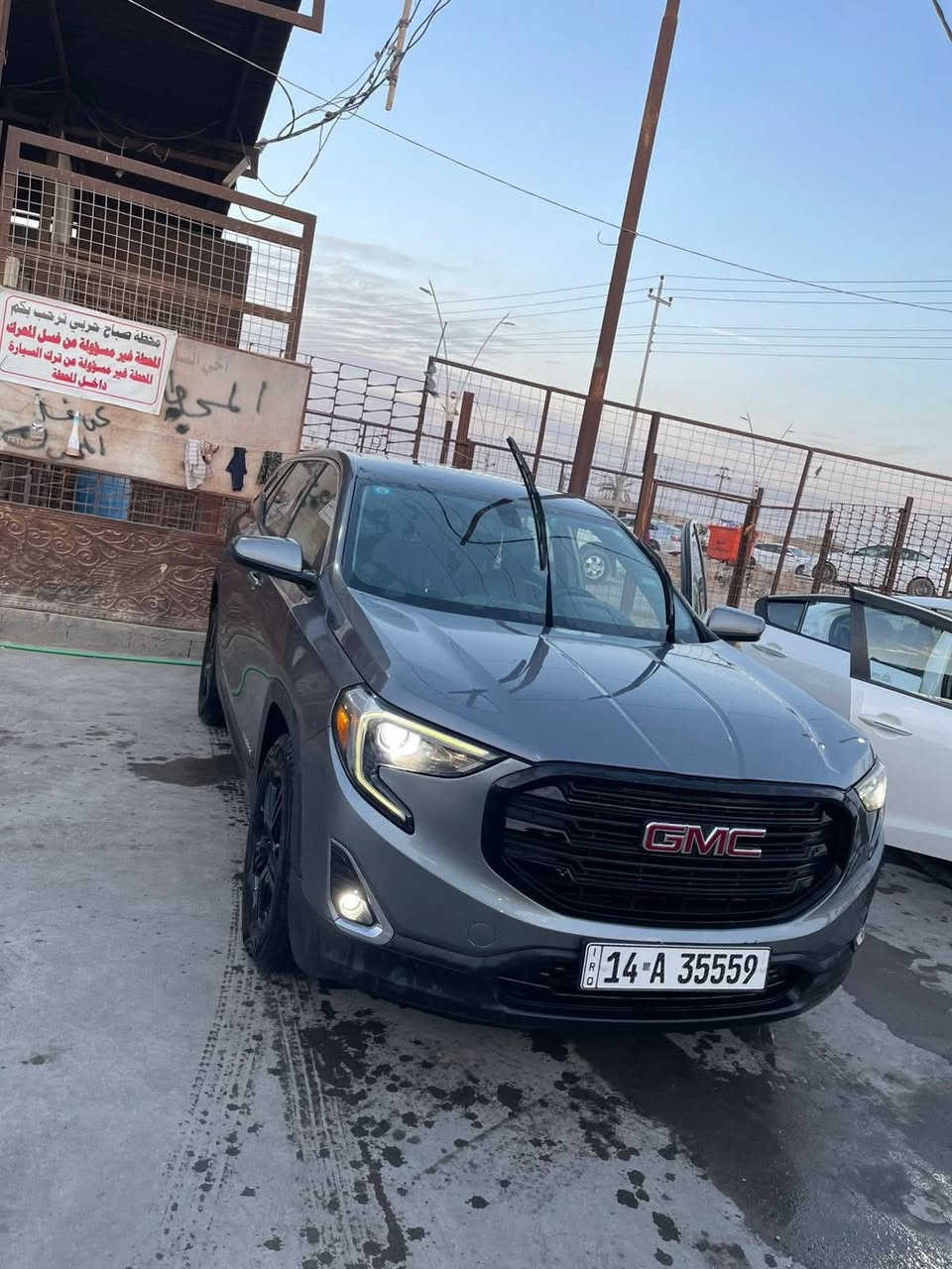 جمسي تيران موديل 18 رقم بصره  حره باسمي سيارة فول مواصفات عدا الفتحه 5بصمات فول تحكم ستيرن
سيارة جاهزه مكينه كير تبريد ثلج  تخم تاير نظيف شاشه وكامره دواره مكينه 1500 تيربو وارد امريكي رقم مميز السعر157ورقه بيها مجال بسيط 

البصره قضاء شط العرب 
***********

سنويه ٢٠٣١
حداديه 🆕 جديده
