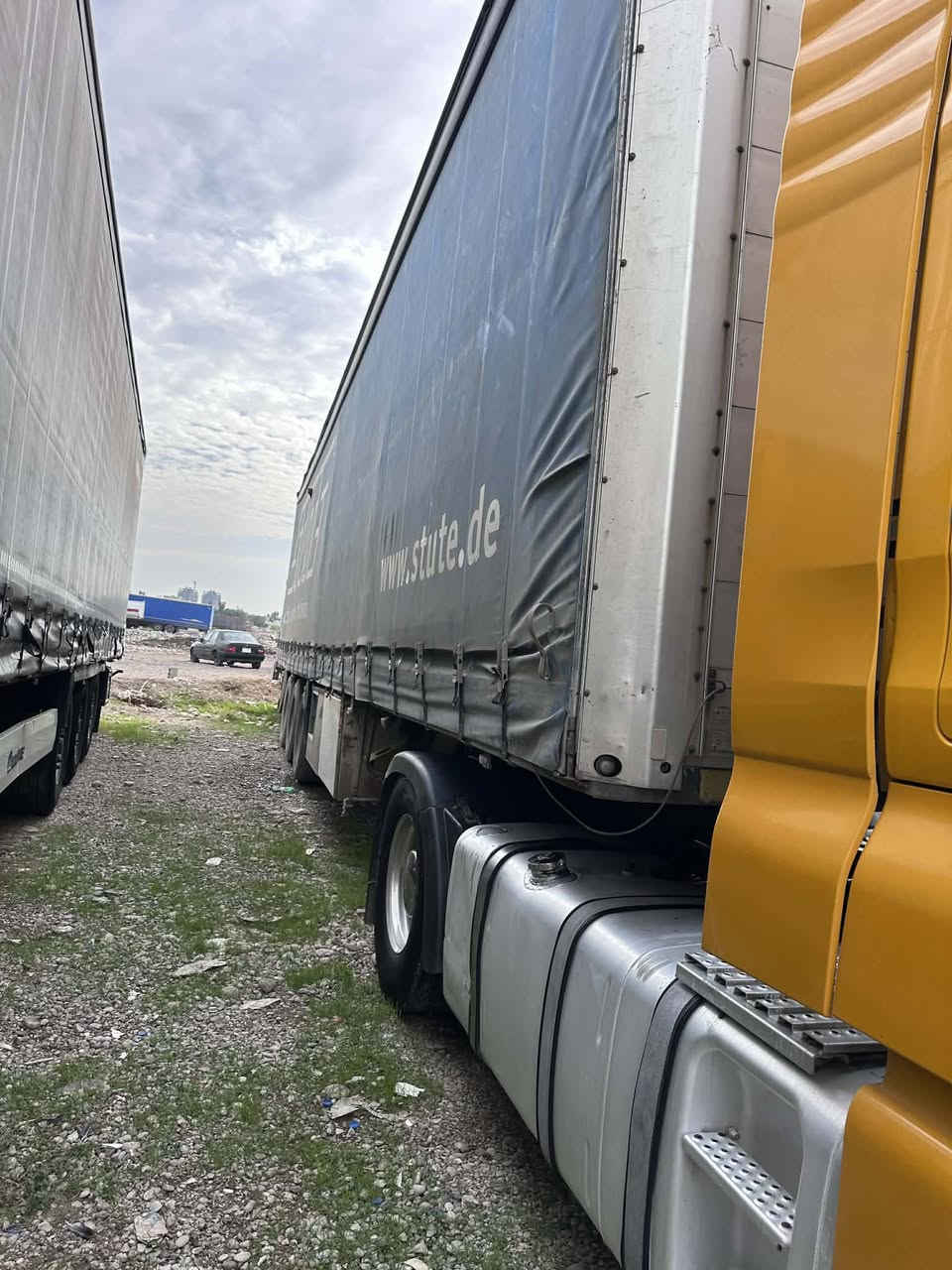 مان للبيع 2010 روتايدر مكينة 440
عربانة شمتز دنكير بيبي بانز سحال
الراس تخم تاير ثلاجه
مكان كلار 
‏‪077-288-42610‬‏
