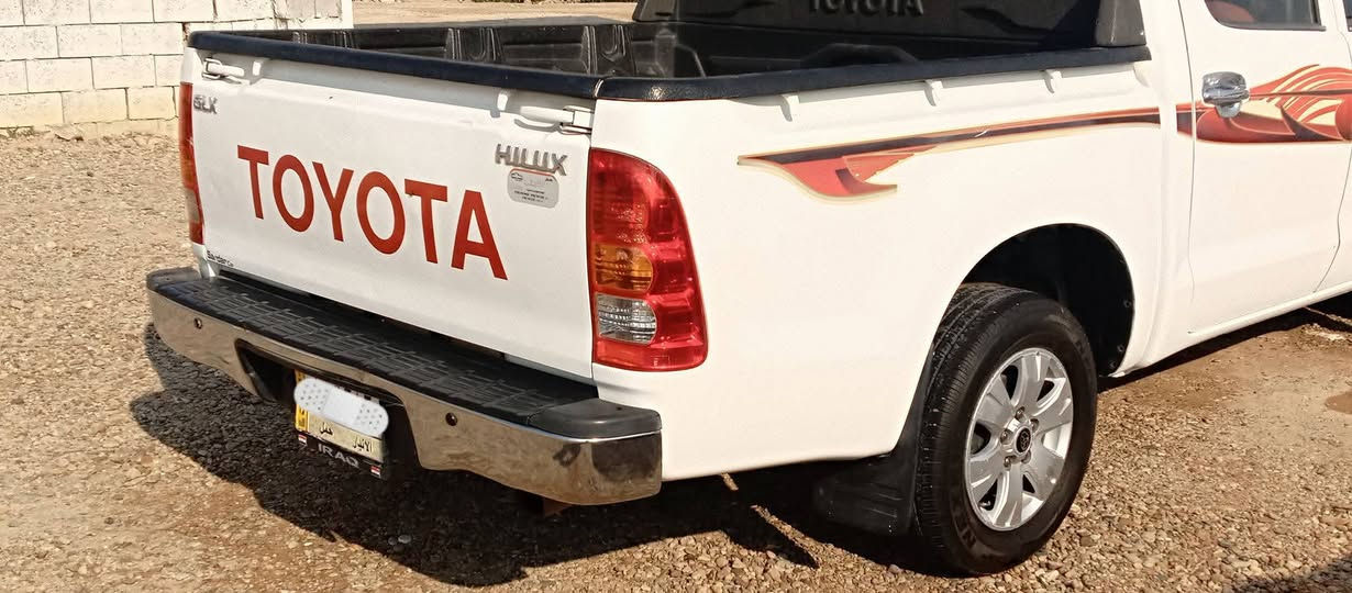 بيكم 2010
سعودي 
كير اوتوماتيك 
رقم انبار 
ماشيه 300
سونار مرفق بل منشور
اخوان التفاصيل كلها بسونار كلشي واضح
السعر 180
مكان السياره رمادي 
***********
