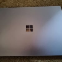 بيع ومراوس بتجميعه مرتبه  سيرفس لابتوب 3 للبيع بدون لمس  حجم 13 و نصف ...