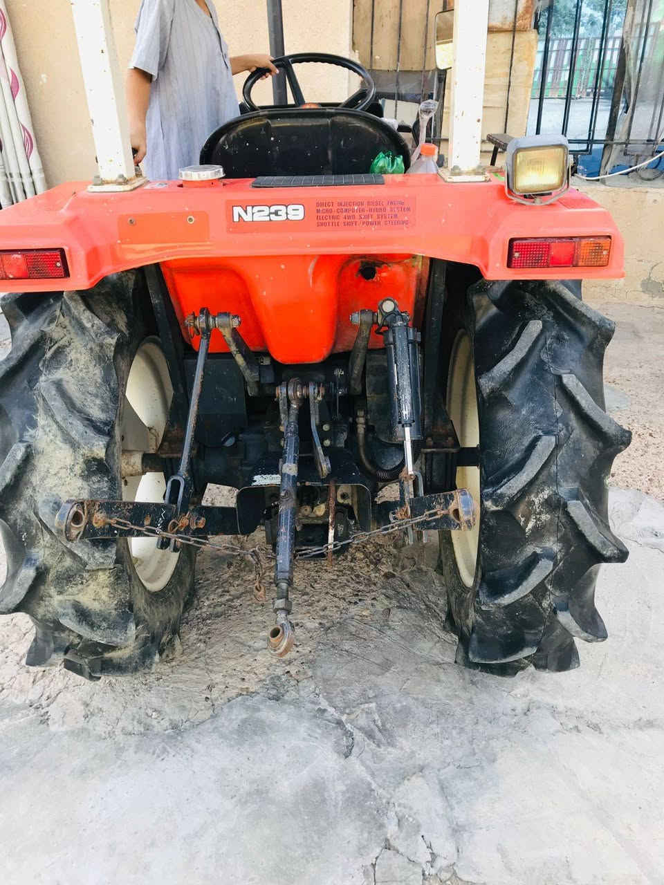 سلام عليكم مكينه كوبونه ياباني
سعر 10ملاين وبيهه مجال 
زراعه

وراهه روجفيتر وفدان ومعدلان
رقم الهاتف ***********
***********
