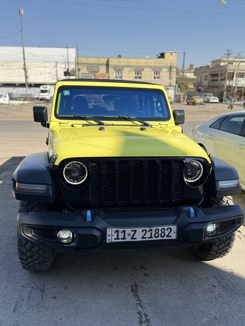 جيب رانكلر 4Xe 2023 ويلز  هايبرد  وارد امريكي لبيع او مراوس حسب القناعة
السياره  Jeep Wrangler 4xe 2023 2.0L 4 plug-in

حجم المكينه : 2000 تيربو + هايبرد + بلكن شحن خارجي

القدرة الحصانية 375 حالة حال الهيمي 

الشحن يمشيك 30 ميل

المسافه المقطوعه:24الف ميل     

 
حادثها الفندر الامامي اجه واكع 
سياره نضيفه ولون مميز 
مكان السياره البلديات 
السعر 280
هـ***********
