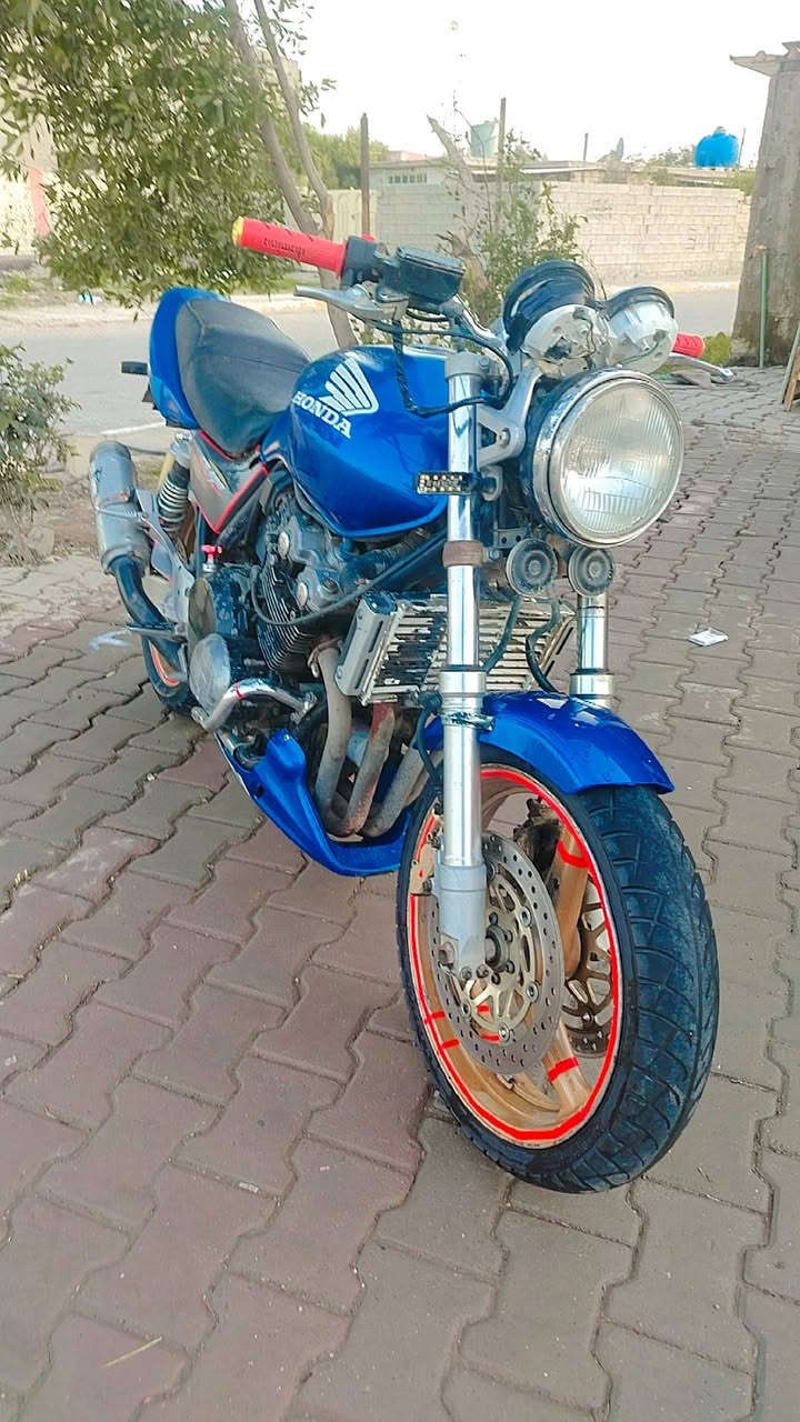 سيبي 4جيل اول ١٦ ولف كفاله عامه
أوراق كامله السعر مليون ٤٥٠ بيها مجال حك جيه
المكان ديالى شهربان 

***********
