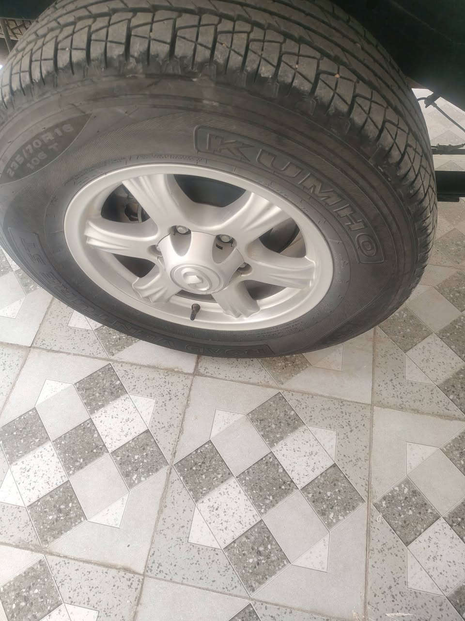 السلام عليكم كريت ويل كفالة عامه رقم قادسيه انكليزي ماشيه اصل 39موديل 25 سياره اخت الزيرو مكان ديوانيه بيع او مراوس ***********
