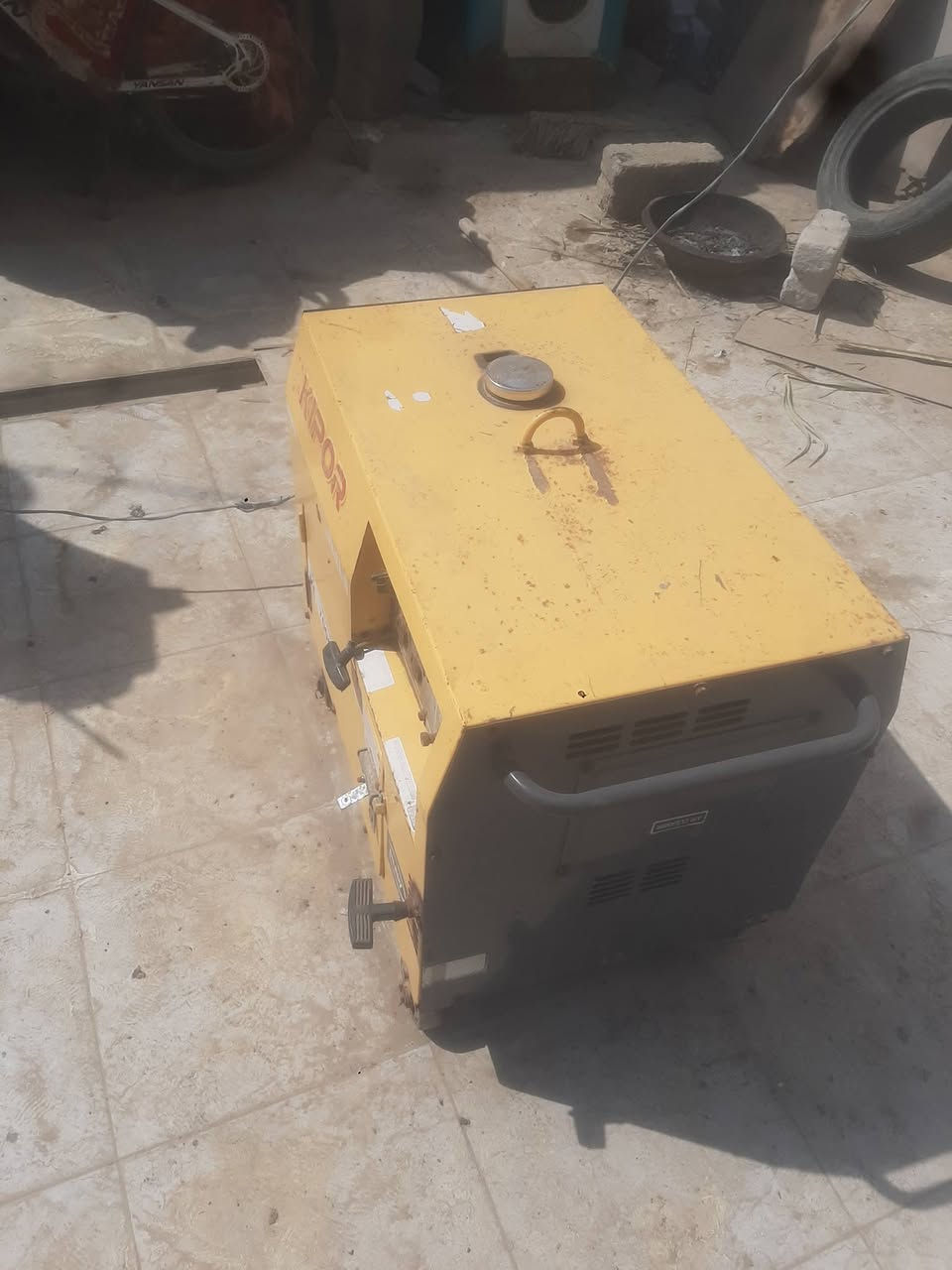 مولد كاز ٢٠ انبير جديد مستخدم شي قليل سعر ٥٥٠وبيهة مجال مكاني ديوانية سنية ***********
