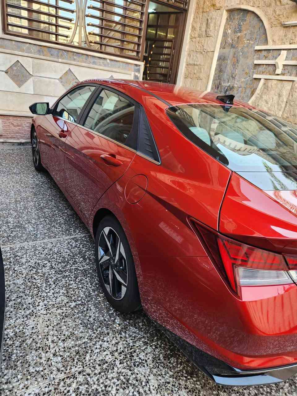 الانترا 2021 لمتد فول الفول  1/1
🛑لون مميز
🛑كرسي كهرباء 
🛑توقف ذاتي
🛑تدفئة كشنات
🛑فتحة سقف
🛑عدسة
 🛑مقاعد جلد
🛑باقي المواصفات معروفة
ضررها جاملغ و بنيد
بـ 138 
***********
