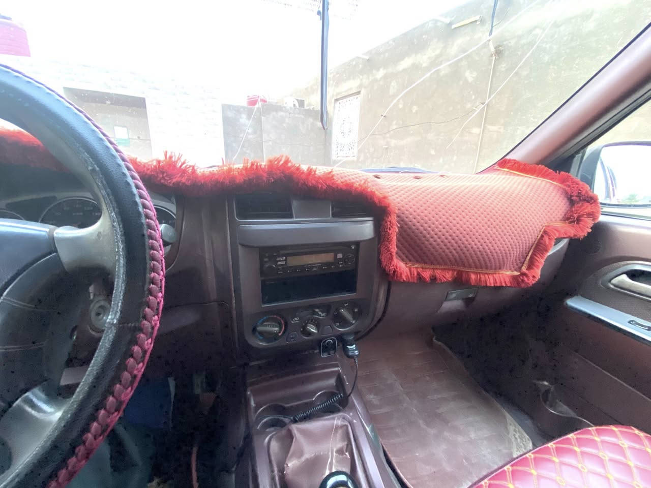 السلام عليكم 
كريت 13 للبيع السيارة باسمي شرط المداور السيارة كير ومحرك وحداديةو تخم تاير شرط السعر 60 وبيها مجال للاستفسار الاتصال بالرقم *********** خاص مااجاوب
