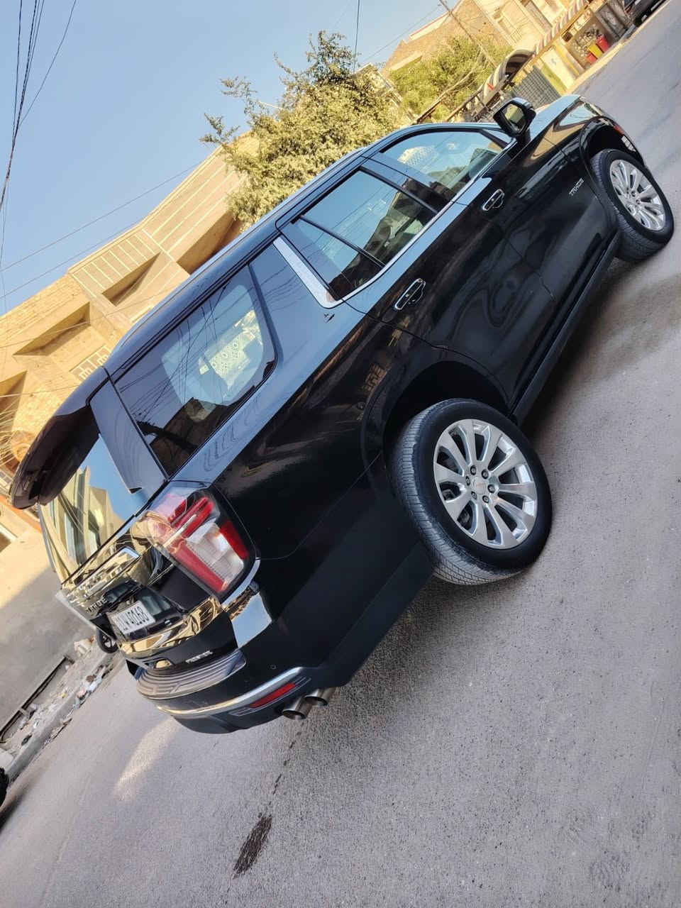 تاهو للبيع برايمر وكالة المنصور موديل ٢٠٢٢ كفاله عامه مغلفه بي بي اف درجه اولى ضمان ١٠ سنوات السياره بحالة الوكاله بغداد بسمي تحويل مباشر السعر ٥١ ونص يعني خمس دفاتر و١٥ ورقه مكاني بغداد البلديات ***********
