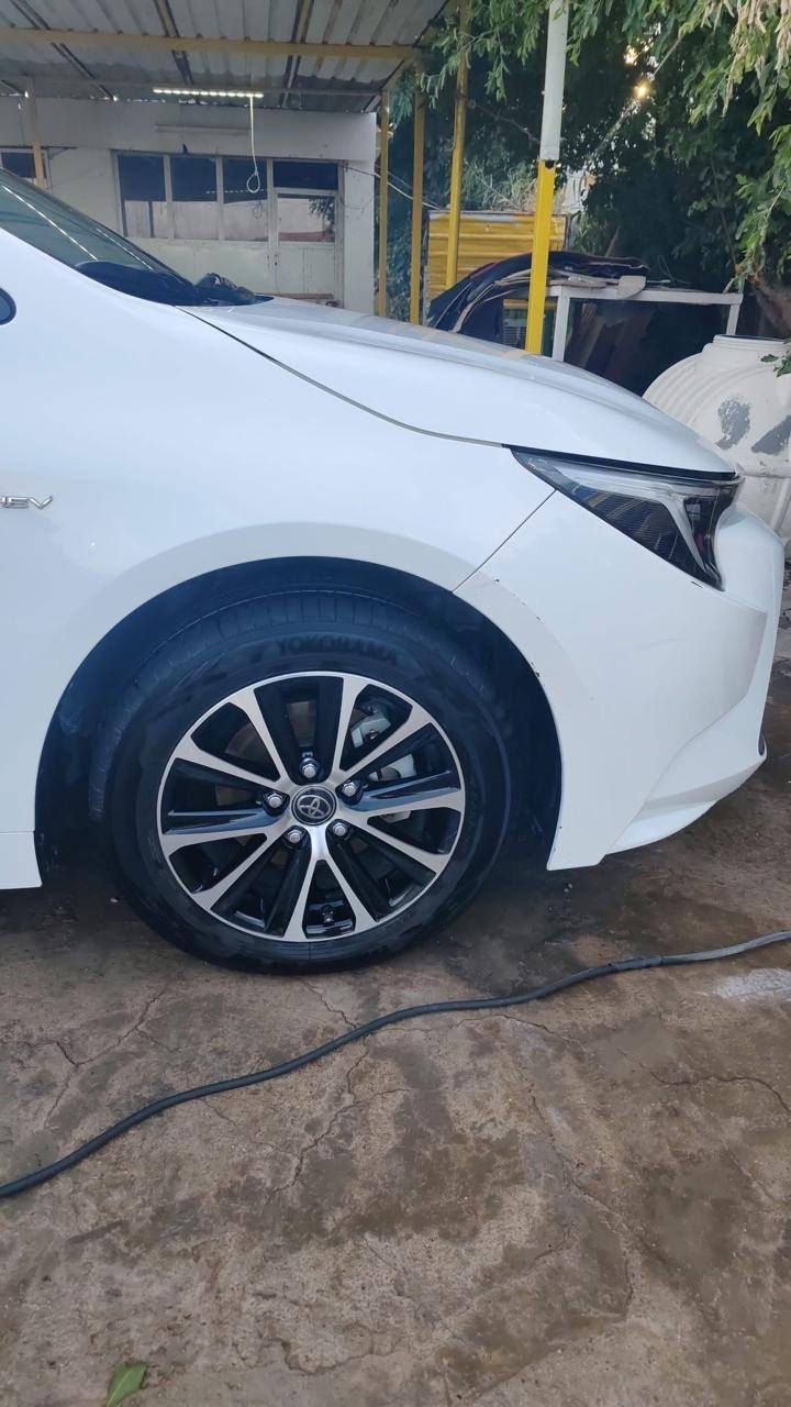 سلام عليكم سياره كورلا ها يبرد 2024 سياره جاهزه وجديده كير ومكينه جديدات ودوشمه ارضيه مواصفات السياره فتحه بصمه حساسات قياده ذاتيه فول موصفات ورقم السياره اربيل  والسعر 150وبيها مجال تحويل او وكاله بلخدمه  مكان السياره حله  تفاصيل اكثر هذا رقمي ***********
