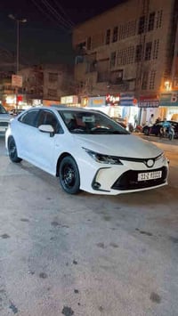 كورلا 2025 hev هايبرد شكل خليجي مرقم شرط التحويل ..  جناح خلفي حته الك...