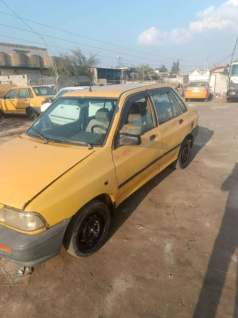 السلام عليكم سايبة للبيع موديل 2009مكينة وكير وحدادية انضاف السيارةحلوة رقمهة كربلاء مكاني الدوانيه قضاء الشاميه السعر ب11الرقم ***********
